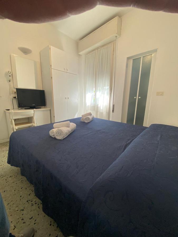 B&B Hotel Lucciola Католика Екстериор снимка
