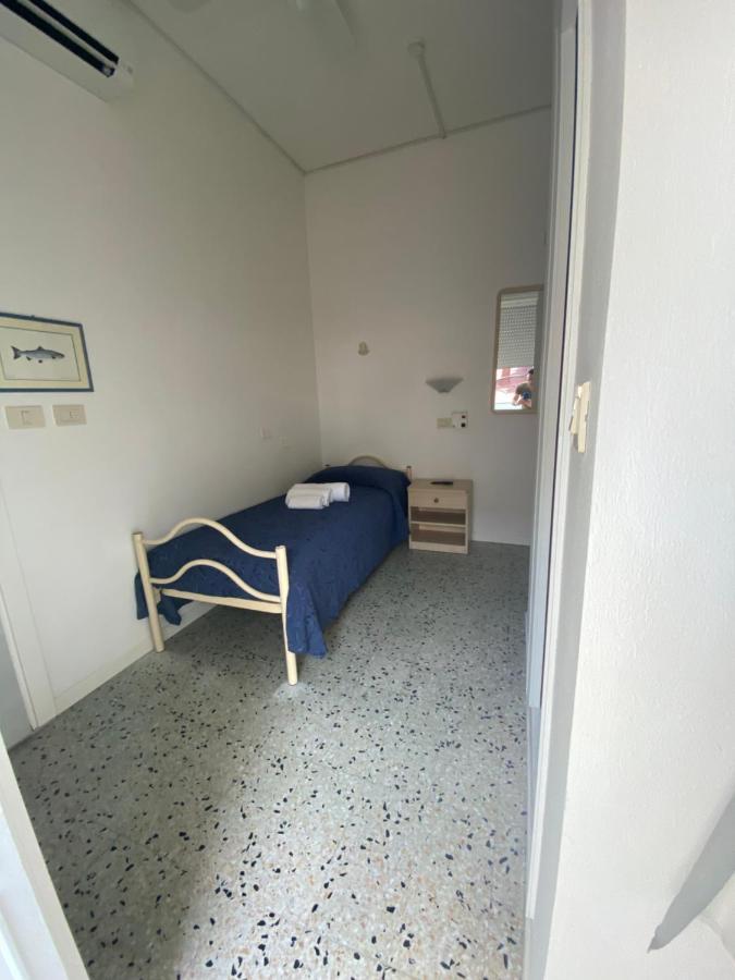 B&B Hotel Lucciola Католика Екстериор снимка